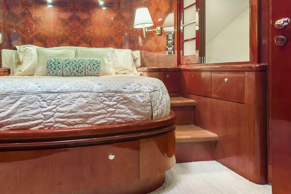 JusMad 80ft Ocean Alexander Yacht For Sale