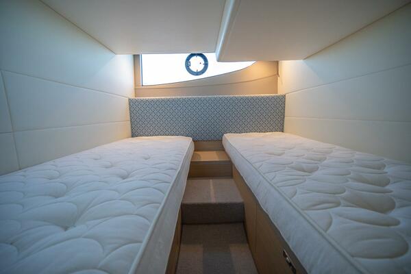 BEJUL 42ft Princess Yacht For Sale