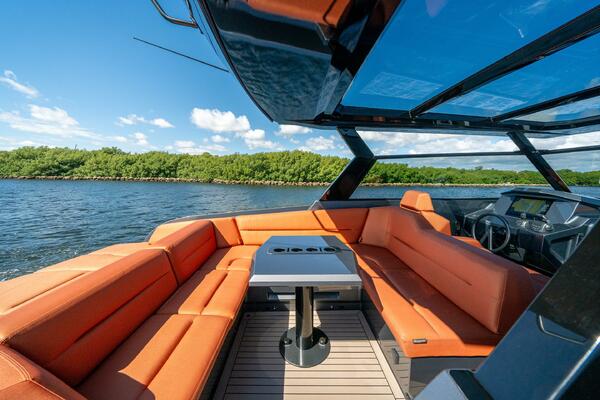 PHARMASEA 45ft Vanquish Yachts Yacht For Sale