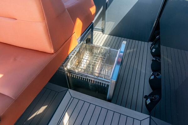 PHARMASEA 45ft Vanquish Yachts Yacht For Sale