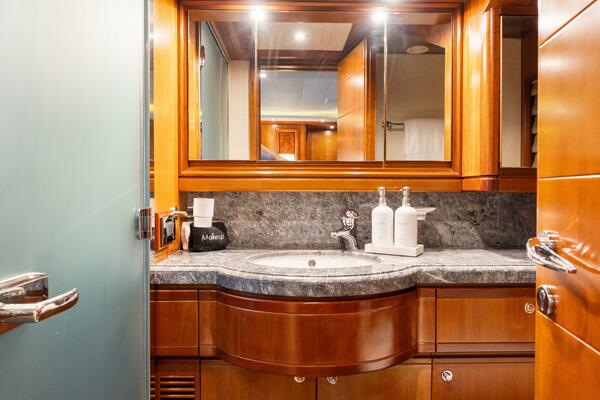 MAMBO 112ft Ferretti Yachts Yacht For Sale