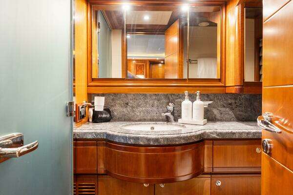 Ferretti Yachts 112 Motor Yacht Yacht For Sale