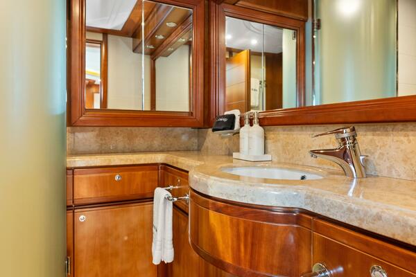 MAMBO 112ft Ferretti Yachts Yacht For Sale