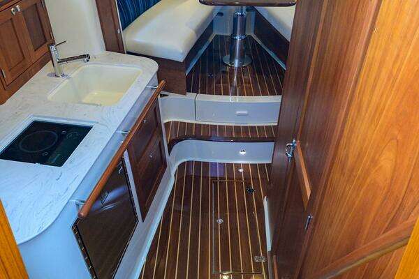 Hinckley 40X Yacht For Sale