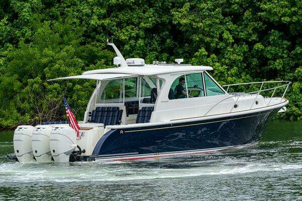 Hinckley 40X Yacht For Sale