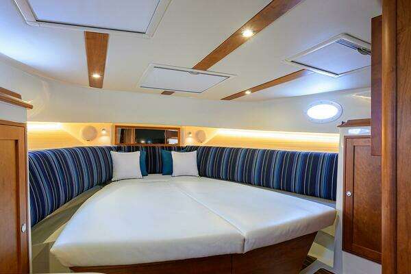 Hinckley 40X Yacht For Sale