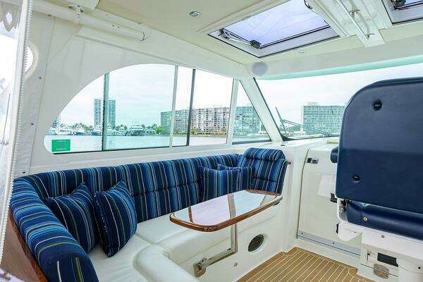 Hinckley 40X Yacht For Sale