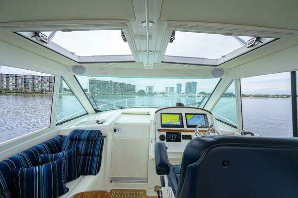 Hinckley 40X Yacht For Sale