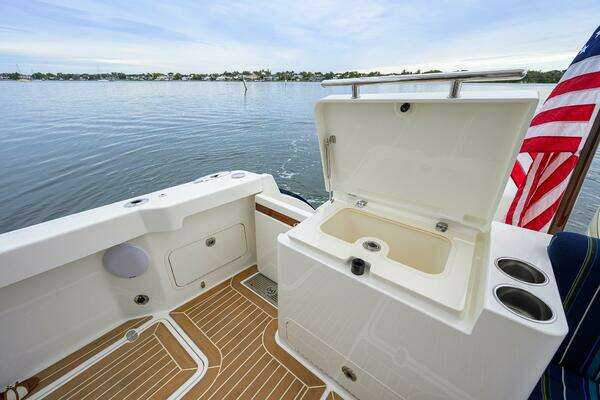 Hinckley 40X Yacht For Sale
