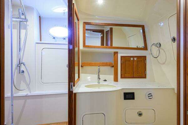 Hinckley 40X Yacht For Sale
