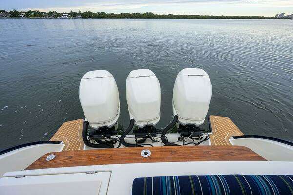 Hinckley 40X Yacht For Sale