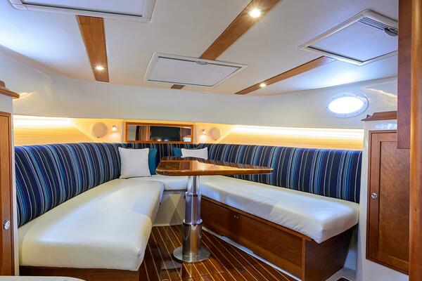 Hinckley 40X Renie Vie-Cabin Dinette