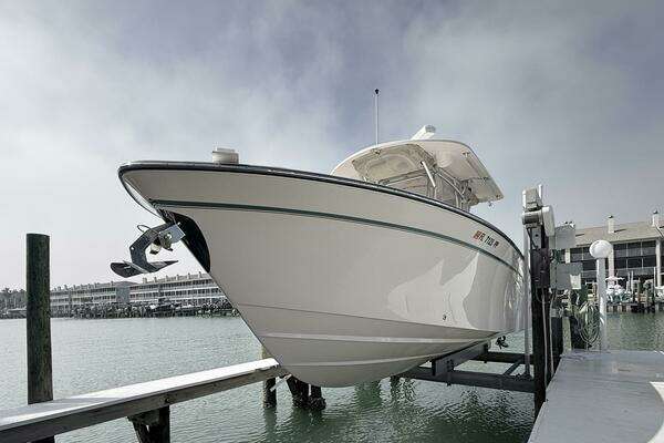 Photo of the 2013 Grady-White Canyon 306