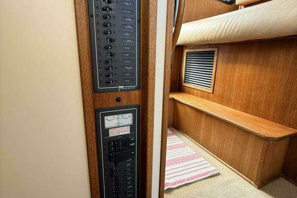 Nordic Tugs 37 Yacht For Sale