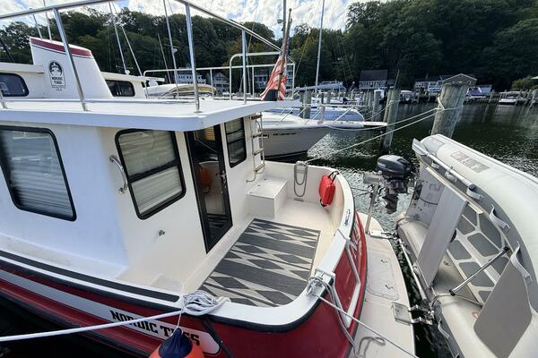 NOMAD 37ft Nordic Tugs Yacht For Sale