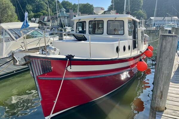 NOMAD 37ft Nordic Tugs Yacht For Sale
