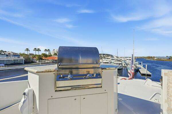 Cheoy Lee 95 Motor Yacht Yacht For Sale