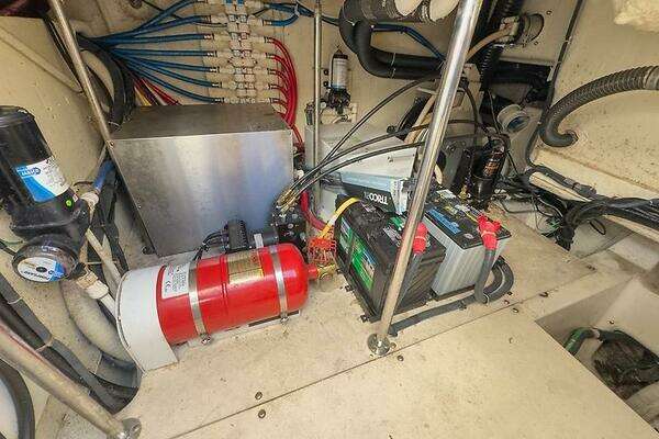 Pursuit SC 365i Sport Coupe Yacht For Sale