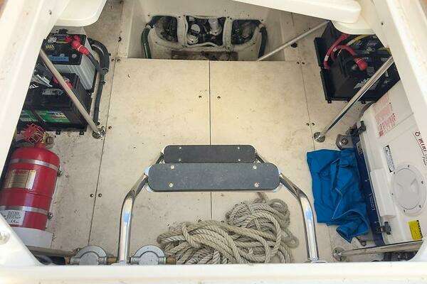 Pursuit SC 365i Sport Coupe Yacht For Sale