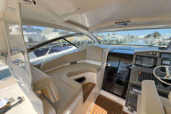 Pursuit SC 365i Sport Coupe Yacht For Sale