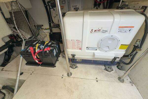 Pursuit SC 365i Sport Coupe Yacht For Sale