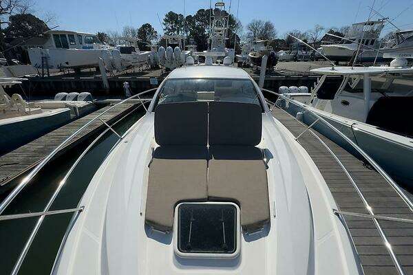 Pursuit SC 365i Sport Coupe Yacht For Sale