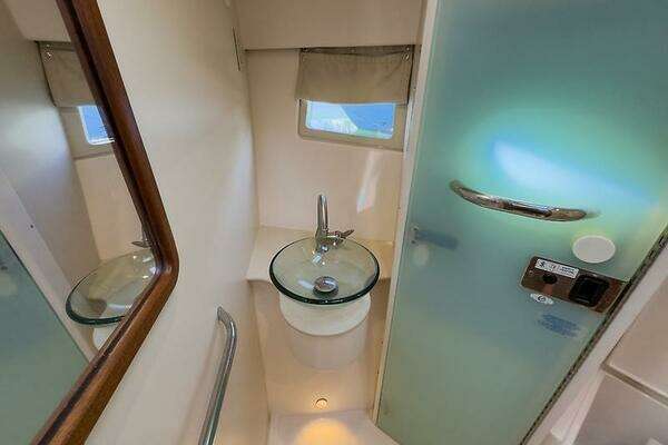 Pursuit SC 365i Sport Coupe Yacht For Sale