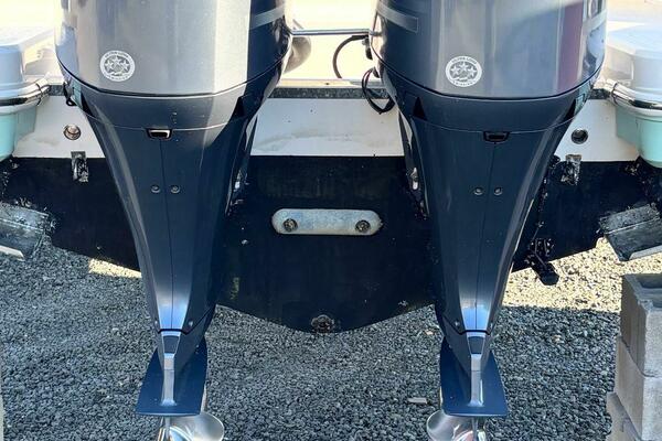 27ft Robalo Yacht For Sale