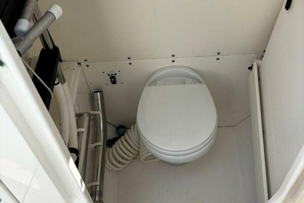 27ft Robalo Yacht For Sale