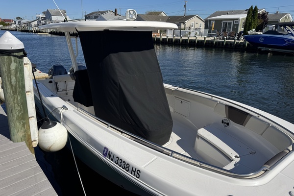 27ft Robalo Yacht For Sale
