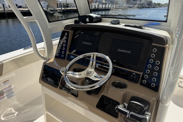 27ft Robalo Yacht For Sale