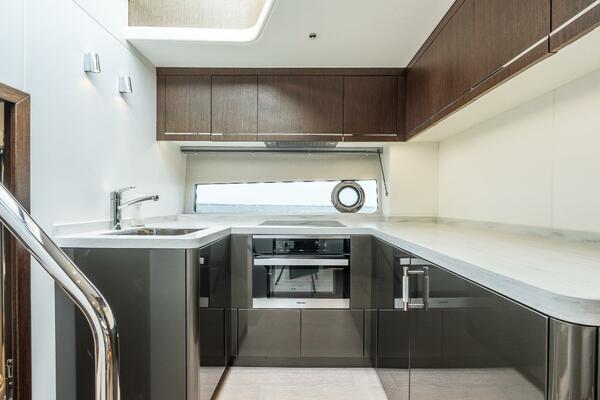 60ft Sunseeker Yacht For Sale