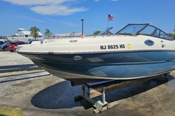 23ft Stingray Yacht For Sale