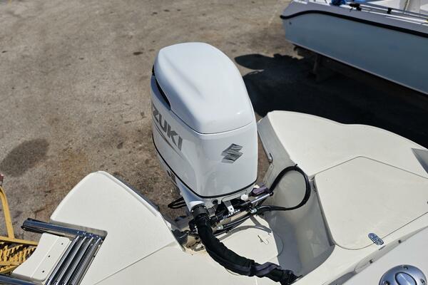 23ft Stingray Yacht For Sale