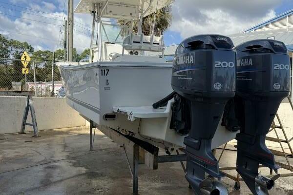 26ft Regulator Yacht For Sale