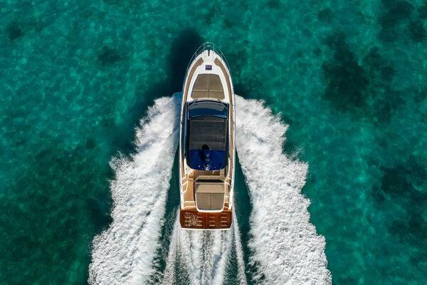Azimut Atlantis 45 - Relax Josephine - Profile