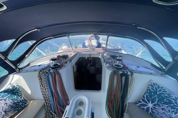 Blue Moana 47ft Beneteau Yacht For Sale