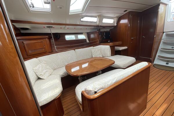 Blue Moana 47ft Beneteau Yacht For Sale