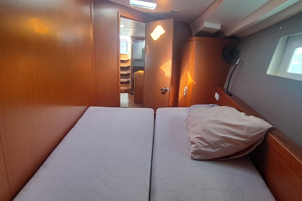 Buka 45ft Beneteau Yacht For Sale