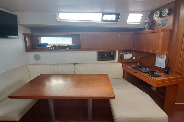 Buka 45ft Beneteau Yacht For Sale