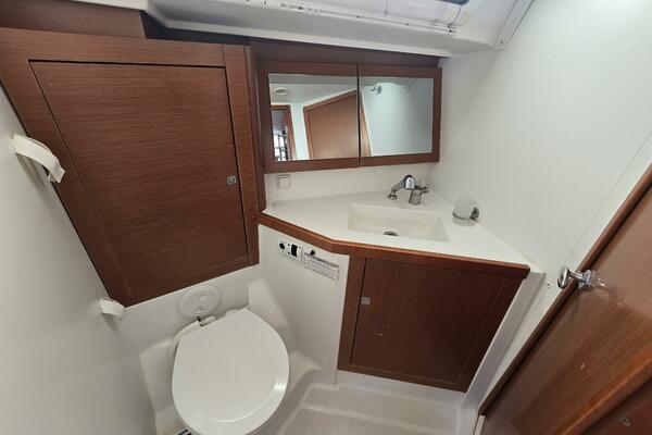 Buka 45ft Beneteau Yacht For Sale