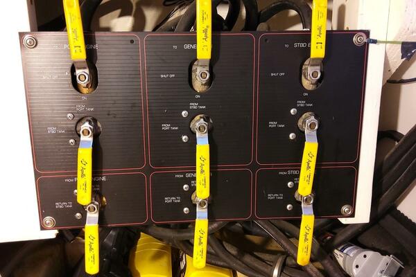 45ft Bayliner Yacht For Sale