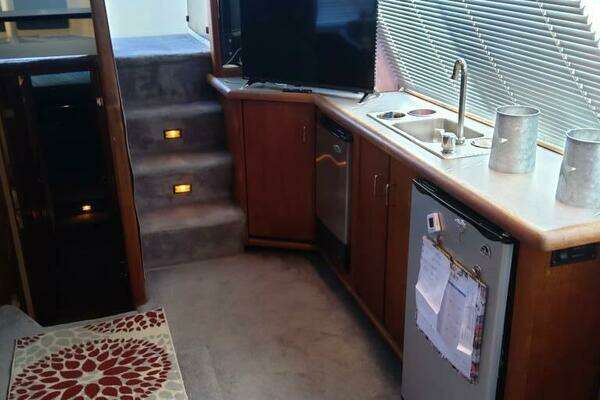 Photo of the 1991 Bayliner 4588 Pilothouse Motoryacht