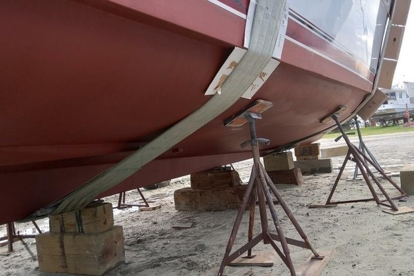 45ft Bayliner Yacht For Sale