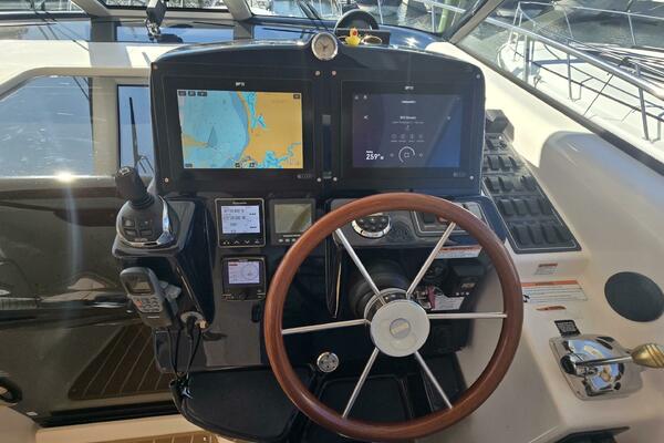 43ft Tiara Yachts Yacht For Sale