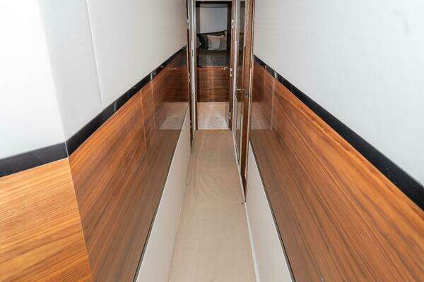 Viking 90C Yacht For Sale