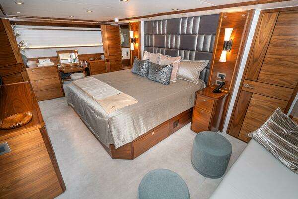 Viking 90C Yacht For Sale