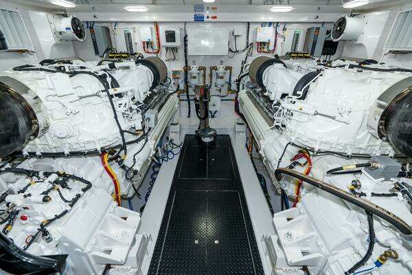 Viking 90C Yacht For Sale