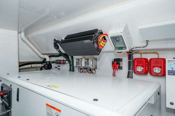 Viking 90C Yacht For Sale