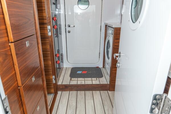 Zatara 90ft Viking Yacht For Sale
